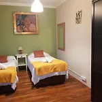 Piso Amplio En El Centro De Vigo